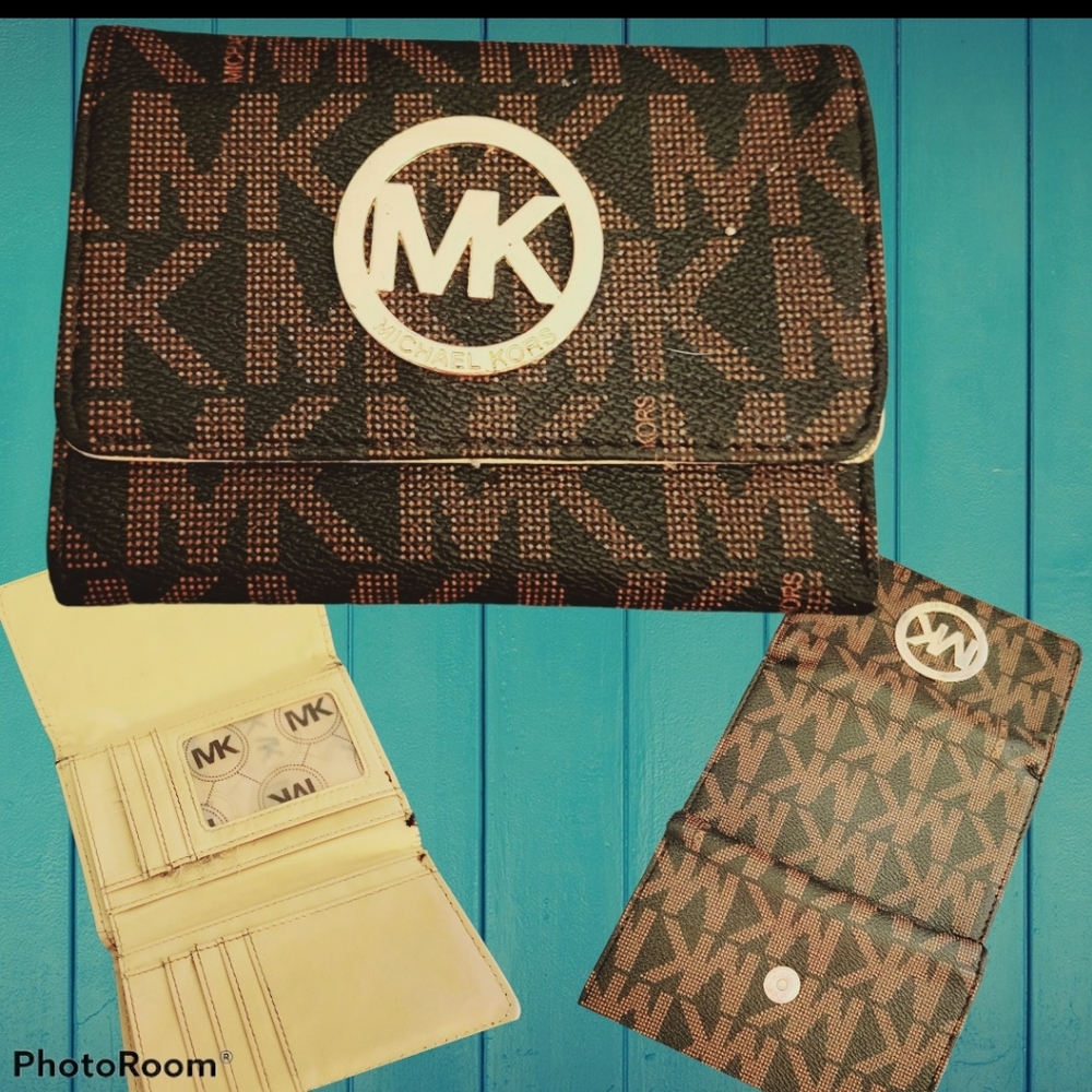 MK Wallet Bundle - Picture 4 of 9